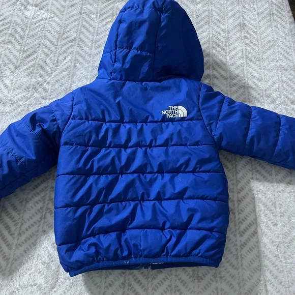 Toddlers 2T The North Face Blue Puffer Jacket - Picture 3 of 7